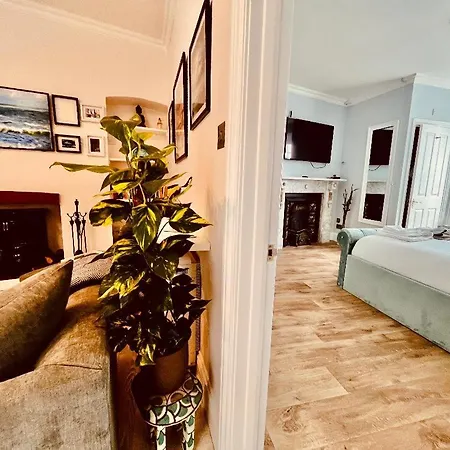 Ingleside Mews 公寓 惠特比