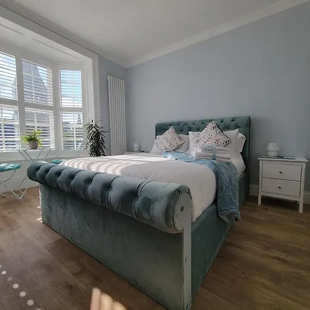 Ingleside Mews 惠特比