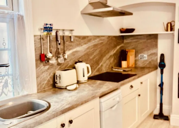 Ingleside Mews * Whitby