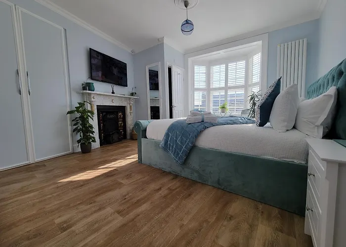 Апартаменты Ingleside Mews